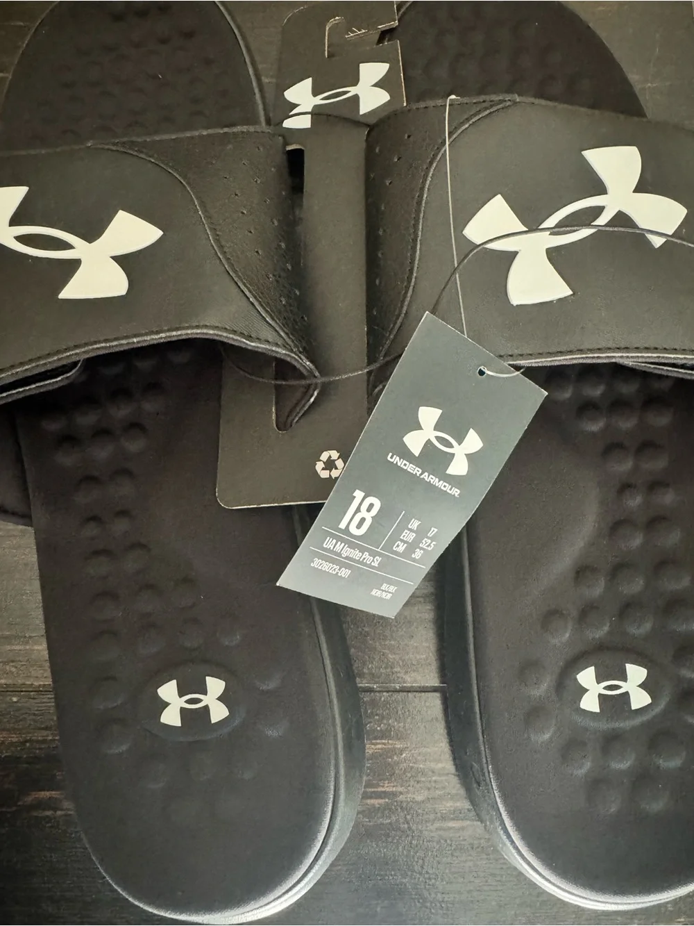 NWT! Under Armour Men's Ignite Pro Slides Size 18 Black/Black Sandals